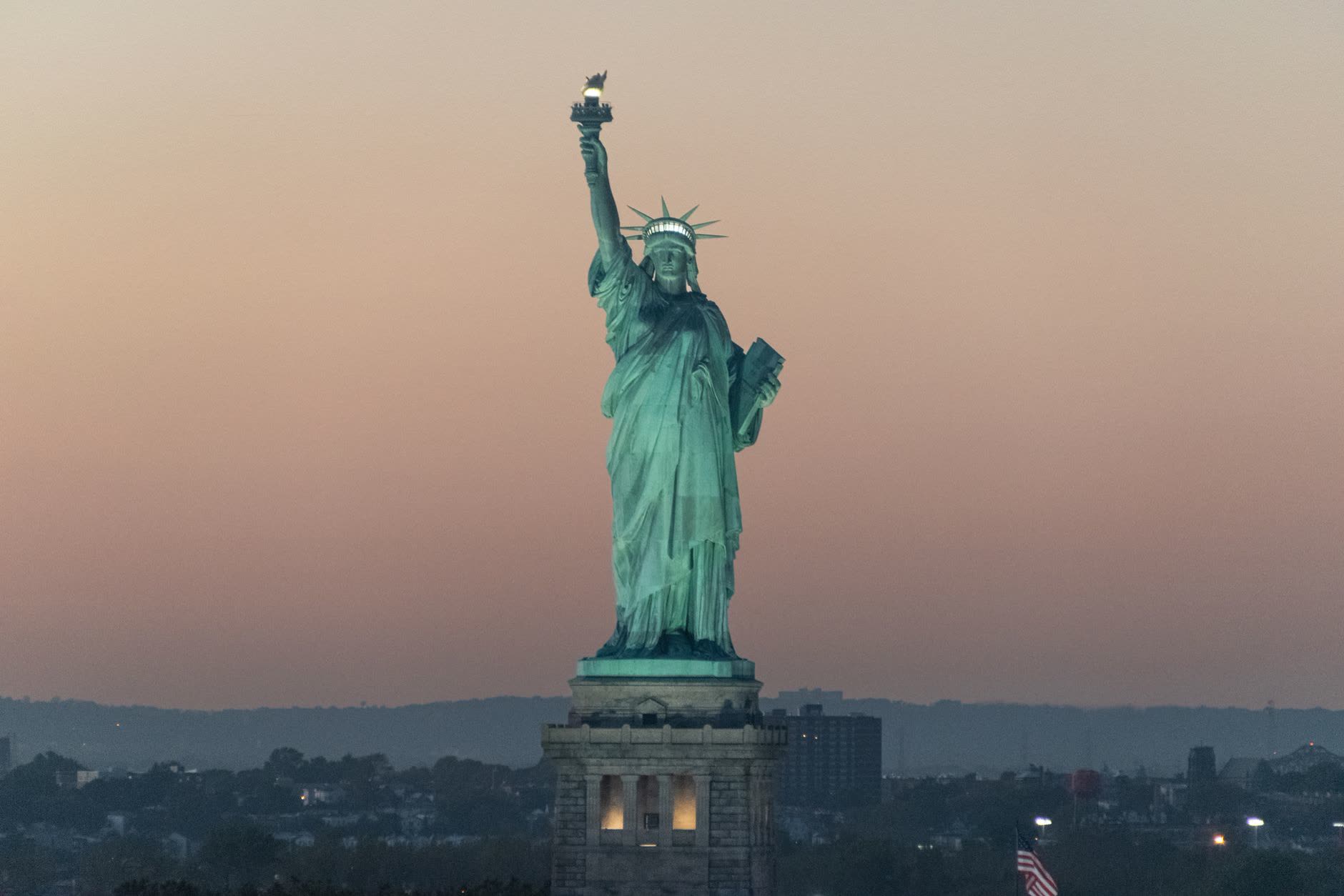 Estátua da Liberdade ao entardecer